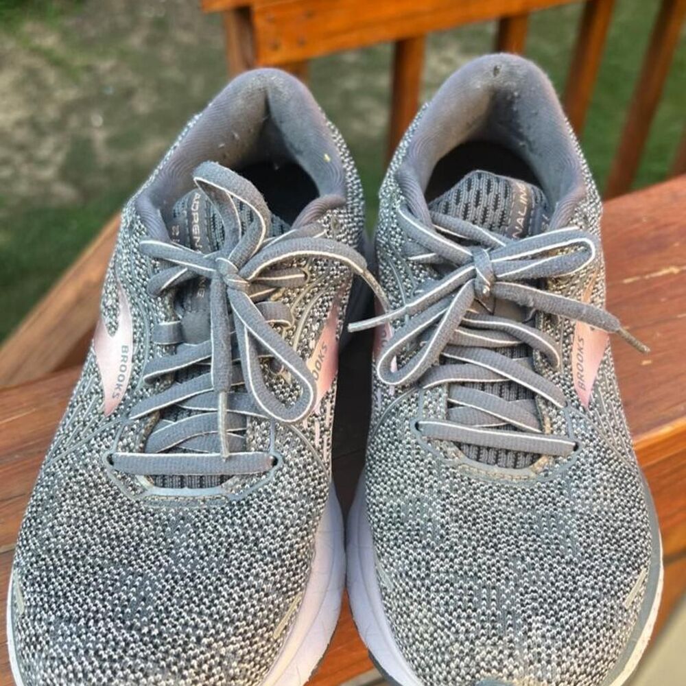 Brooks Adrenaline 21 Womens 7 Gray Rose Gold Pink Road Running Jog Sneakers